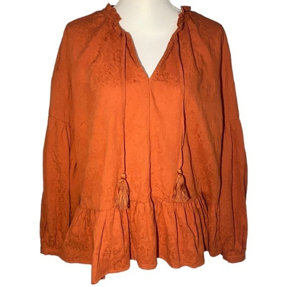 Umgee Women's Large‎ Long Sleeve Textured Blouse Burnt Orange V Neck Tassels
